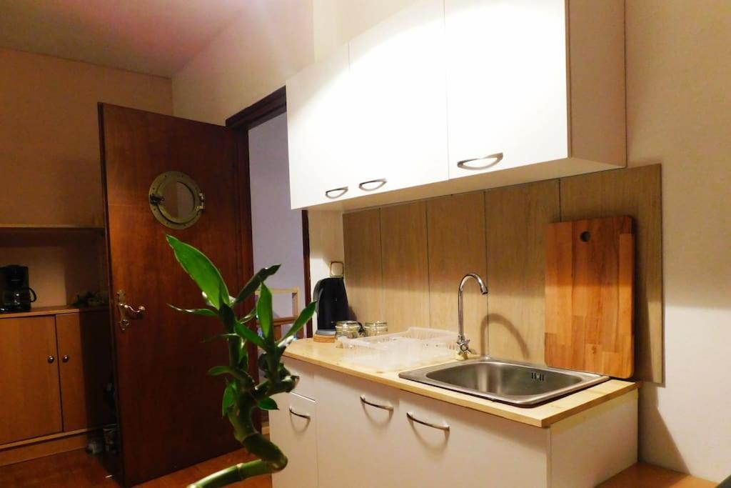 Marco Polo'S Mooring Cozy Navy House Apartment Anavyssos Luaran gambar